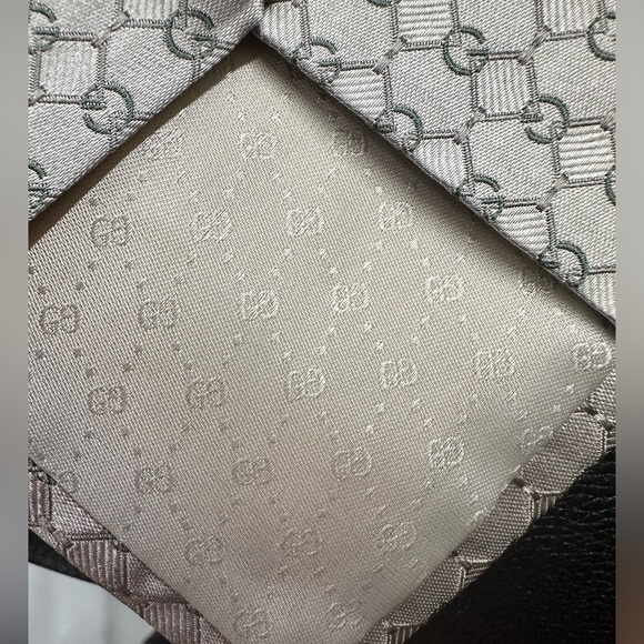 GUCCI Neck Tie 💎Authentic - Picture 7 of 12